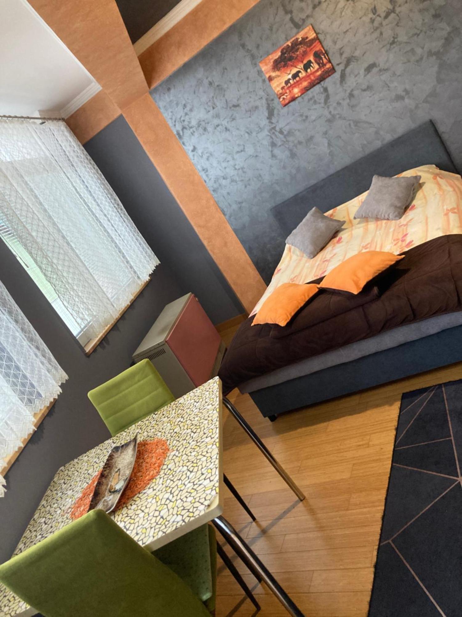 Apartman Aischa Nova Varos Exterior photo